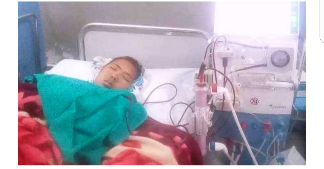 नौमती बाजा समुहद्धारा मृगौला पिडित छन्त्याललाई आर्थिक सहयोग, छोरीको उपचारमा सहयोग गर्न बुबाको अपिल