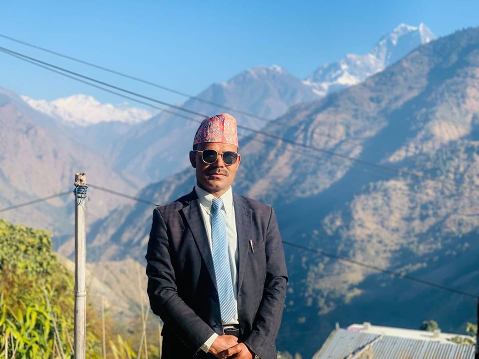 सामाजिक संजालमा महिलालाई अश्लील सन्देश पठाएको आरोपमा नेकपाका नेता खड्का पक्राउ