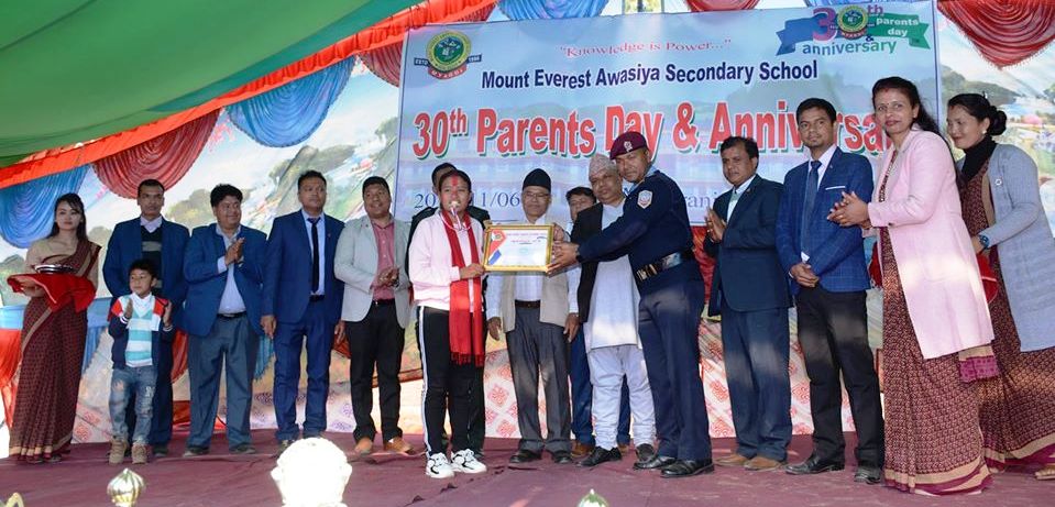 माउन्ट एभरेष्ट आवासीय माविले मनायो विविध कार्यक्रम गरी ३० औं अभिभावक दिवस