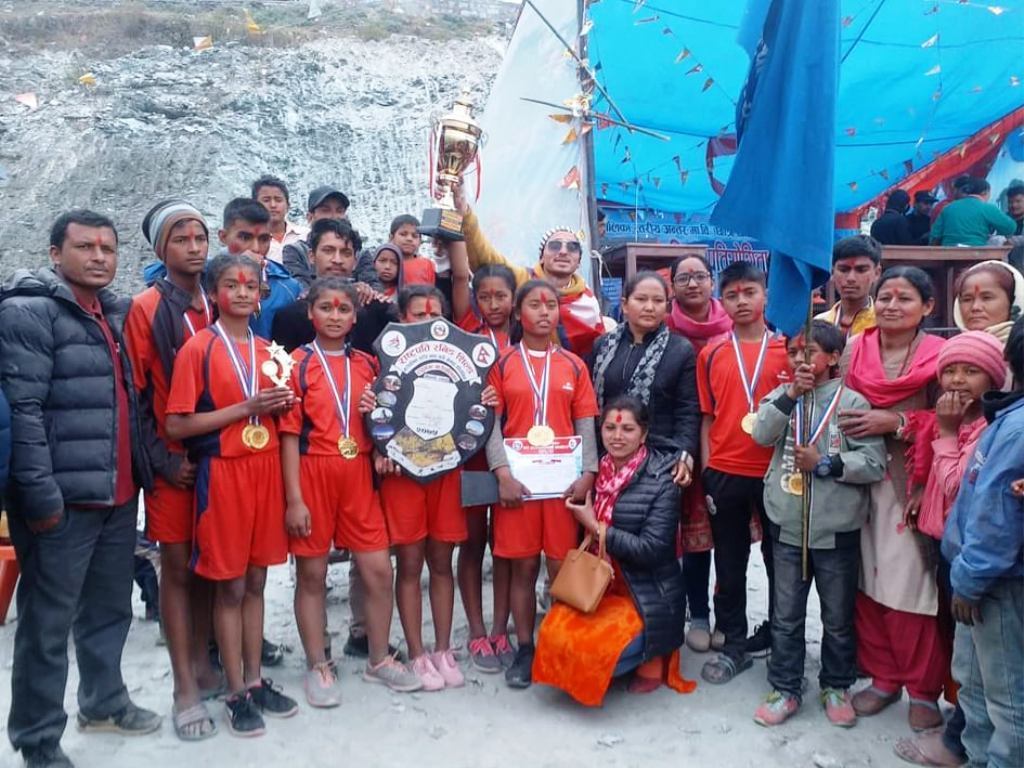 राष्ट्रपति रनिङ्ग शिल्डको उपाधी रघुगंगा माविलाई