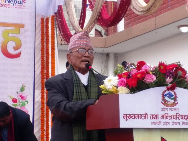 गण्डकी प्रदेश प्रमुख शेरचनले कोरोना कोषमा एक महिनाको पारिश्रमिक दिने