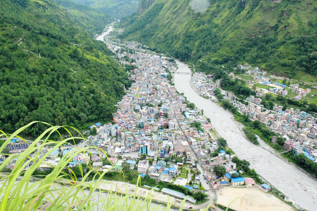 खानेपानी उपभोक्ता संस्थाद्धारा विपन्नको राहतका लागि दुई वडालाई  एक लाख सहयोग,महशुलमा बीस प्रतिशत छुट