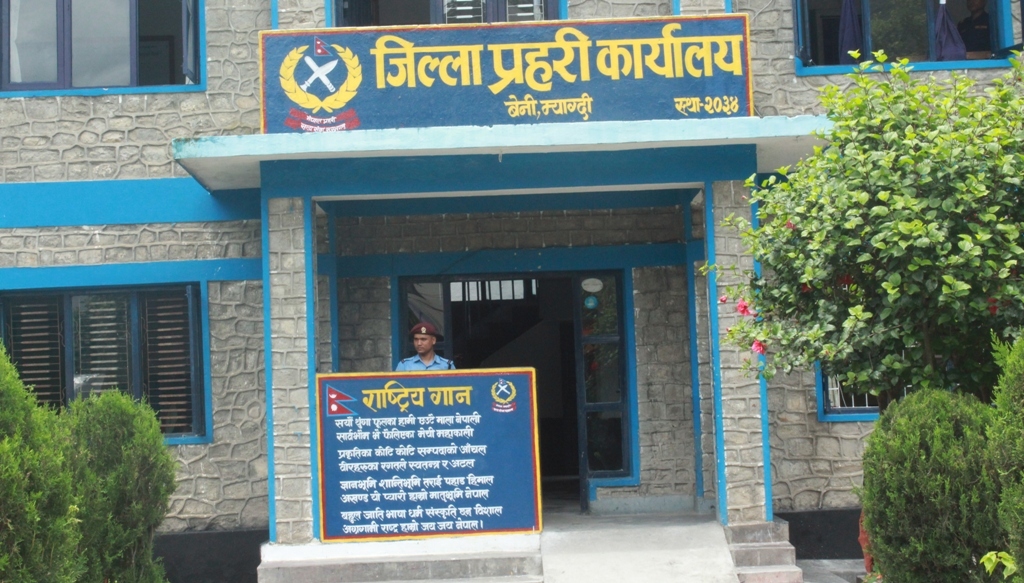लकडाउन अवज्ञा गर्ने प्रहरी नियन्त्रणमा