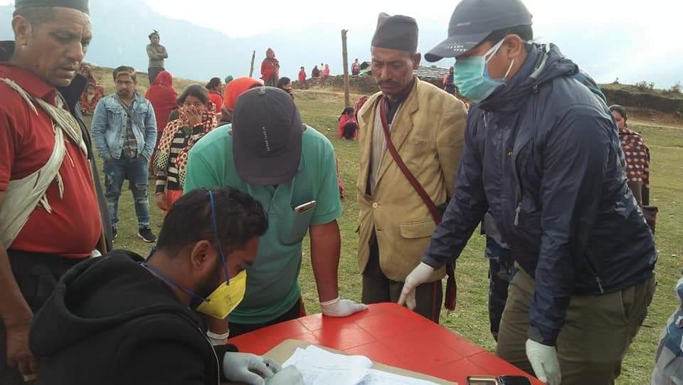 मालिका गाउँपालिकामा विपन्न परिवारलाई खाद्यान्न राहत सामाग्री वितरण (फोटो फिचर )