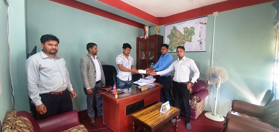 सुर्योदय लघुवित्तद्धारा मालिका गाउँपालिकाको प्रकोप व्यवस्थापन कोषमा आर्थिक सहयोग