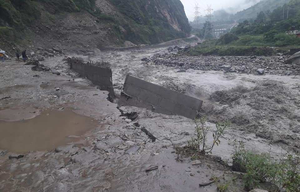 क्वारेन्टाइनबाट घर जाँदै गरेका पुनको पहिरोमा परेर मृत्यु,पुन कुवेतबाट आएका थिए