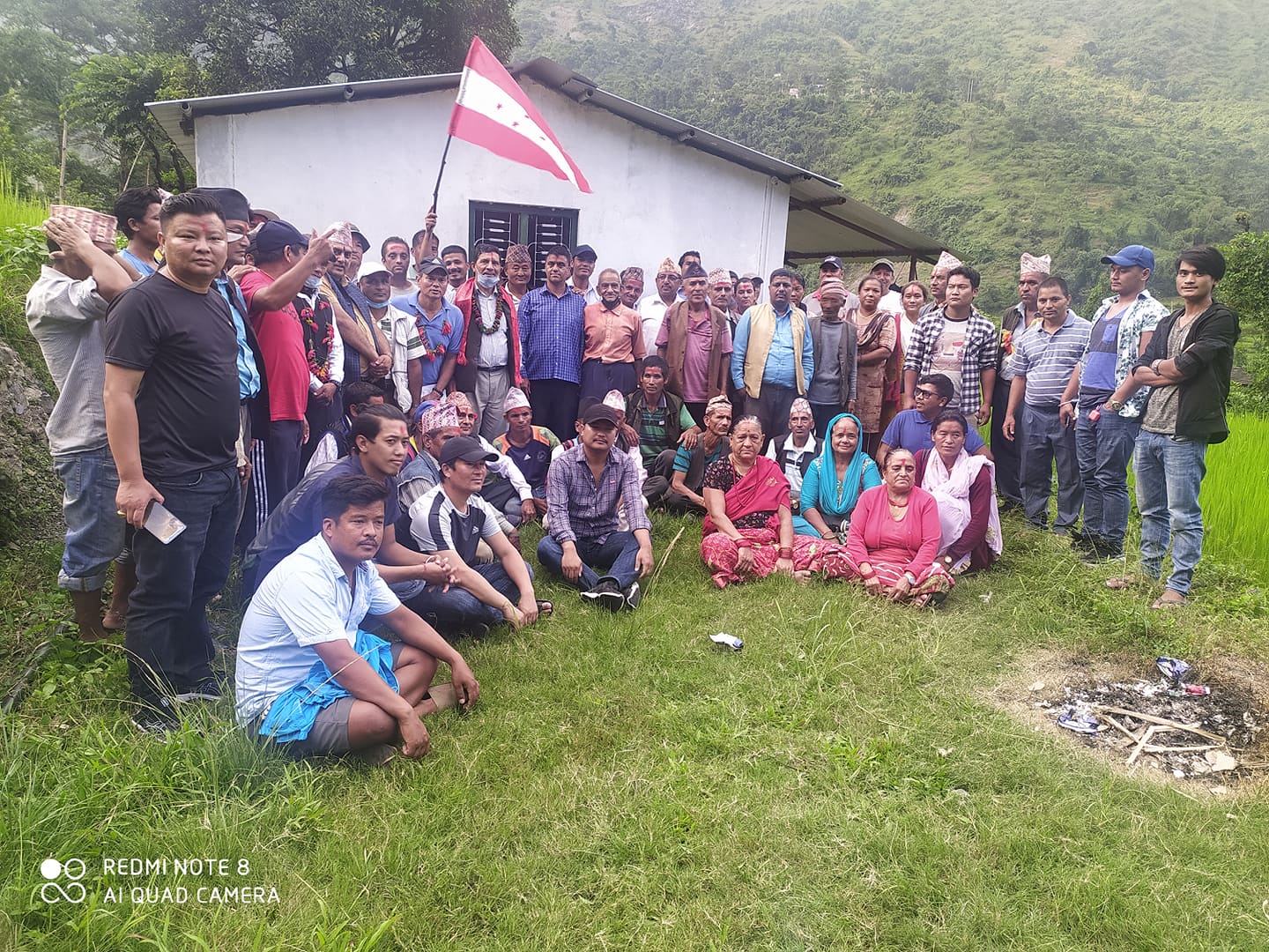 युवा संघ अध्यक्ष रोका सहित नेकपाका ५३ जना कांग्रेस प्रवेश
