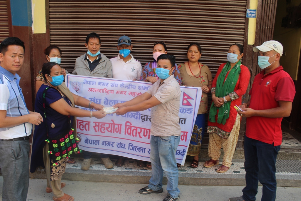 मगर संघद्धारा रघुगंगाका बाढी पहिरो पीडितका लागि राहत सहयोग