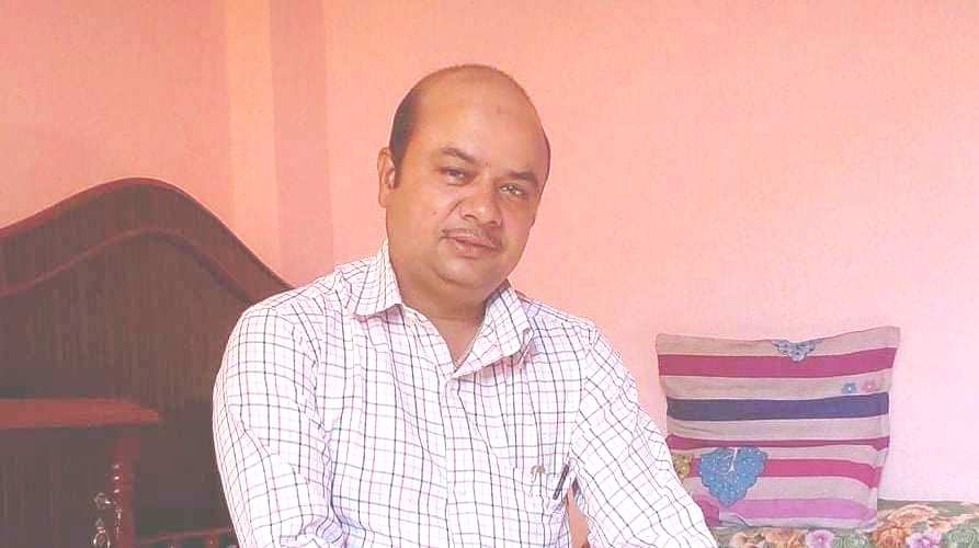 विद्युतको पोलबाट खसेर कर्मचारीको मृत्यु