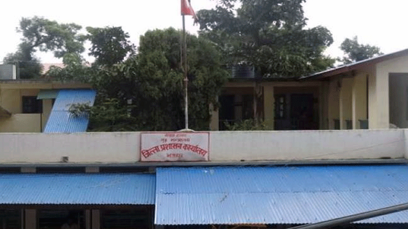 भक्तपुरमा सबै सरकारी कार्यालयका सेवा बन्द