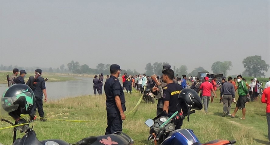 हत्या गरिएका असई र प्रहरी जवानको परिवारलाई प्रदेश सरकारले २ लाख दिने