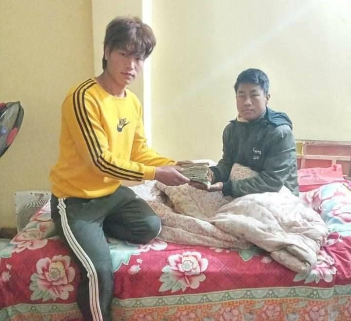 निस्कोटका मृगौला पीडित पुनलाई आर्थिक सहयोग