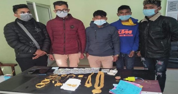 काभ्रेको पाँचखालबाट ३८ तोला सुन चोरेर भागेका ५ जना पक्राउ