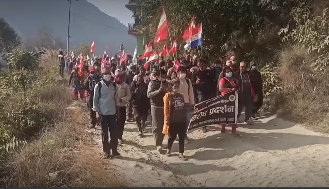 प्रधानमन्त्रीको असंवैधानिक कदम विरुद्ध म्याग्दी कांग्रेसद्धारा ६ वटै पालिकामा विरोध प्रदर्शन
