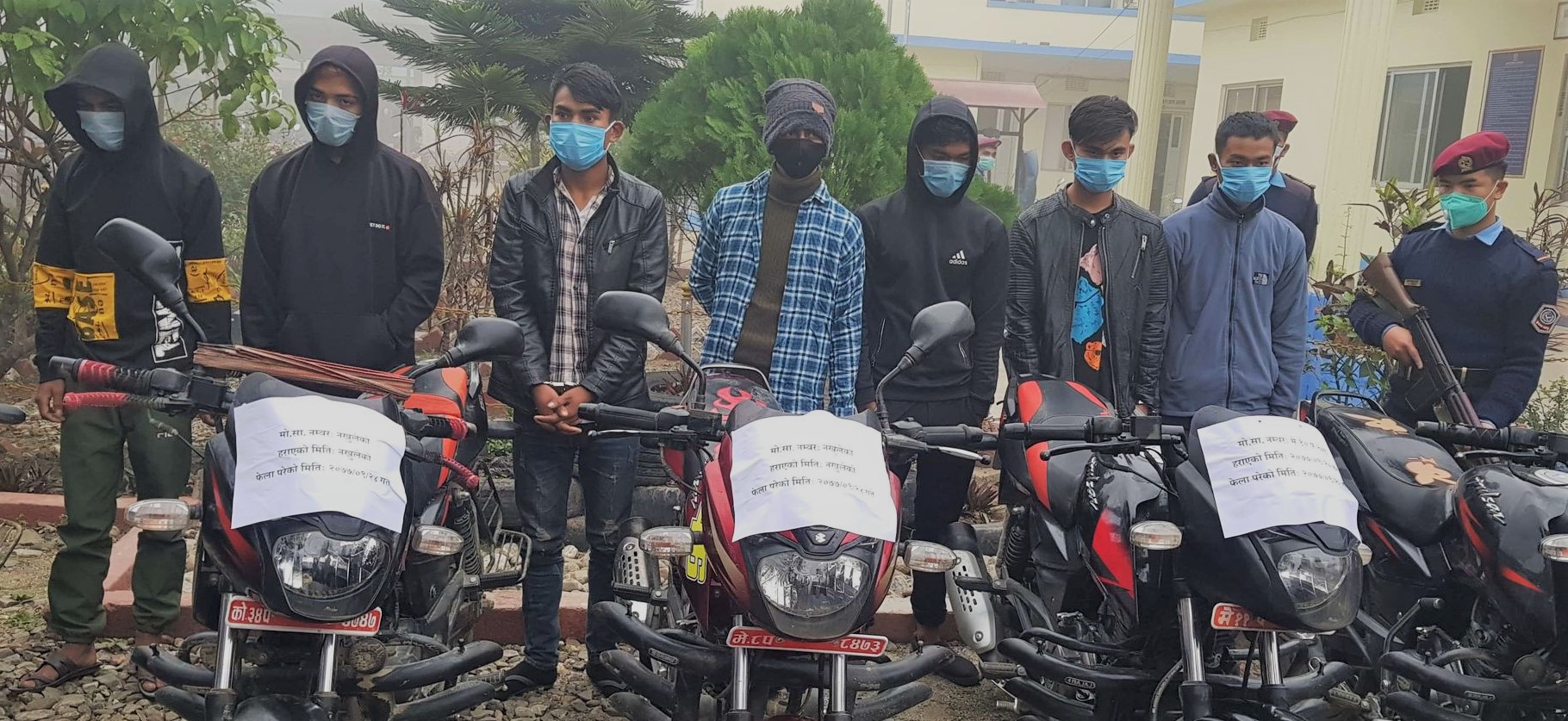 चोरीका १५ वटा मोटरसाइकल सहित ७ पक्राउ