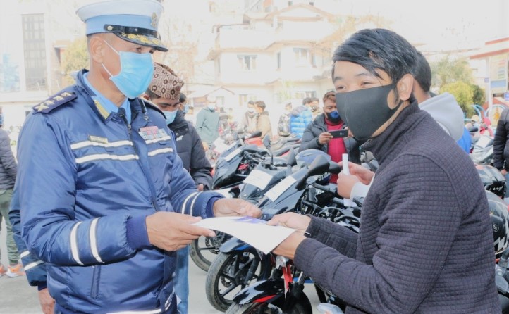 हराएका २२ वटा मोटरसाइकलहरू सम्बन्धित धनीलाई जिम्मा