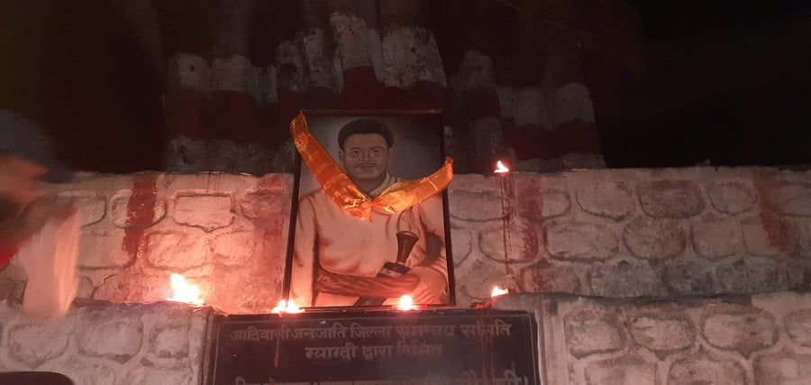 म्याग्दीमा प्रथम सहिद लखन थापा मगरको १४४ औं स्मृती दिवस मनाइयो