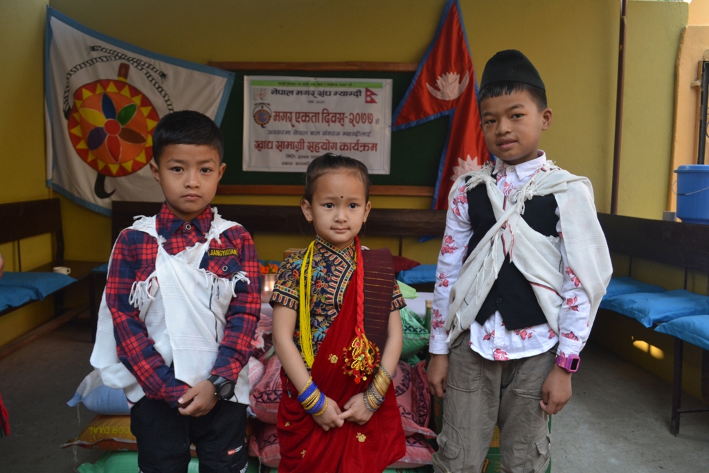३९ औं मगर स्थापना दिवसमा बालगृहलाई खाद्यान्न सहयोग (तस्बिर सहित)