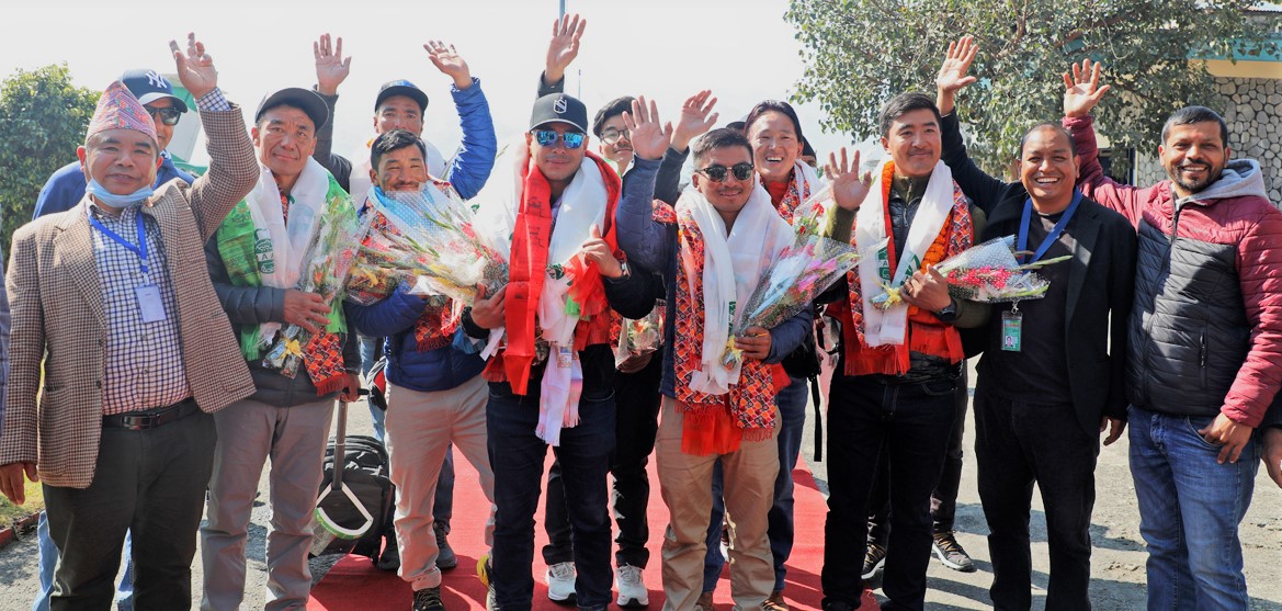 केटु हिमाल आरोहीलाई पोखरामा भव्य स्वागत