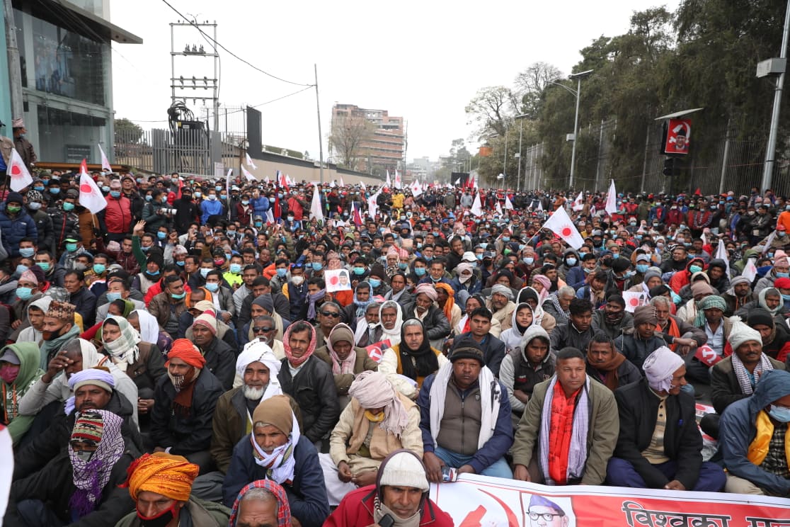 काठमाडौंको नारायणहिटी अगाडि प्रधानमन्त्रीको सम्बोधन [LIVE]