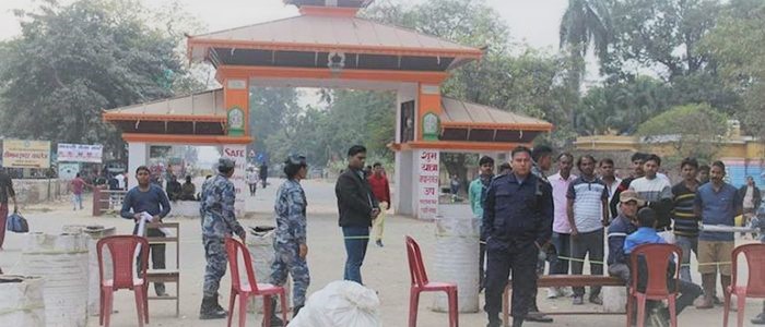 नाका नखुल्दा सीमा क्षेत्रका व्यवसायी सङ्कटमा