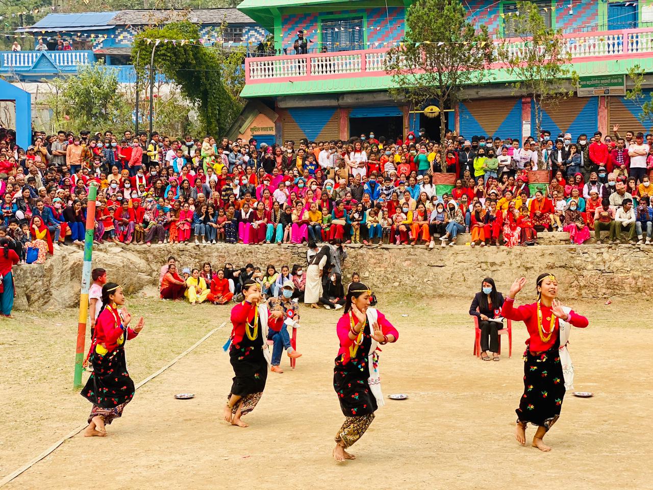 घुम्टेको काख मल्ममा ऐतिहाँसिक होली मेला