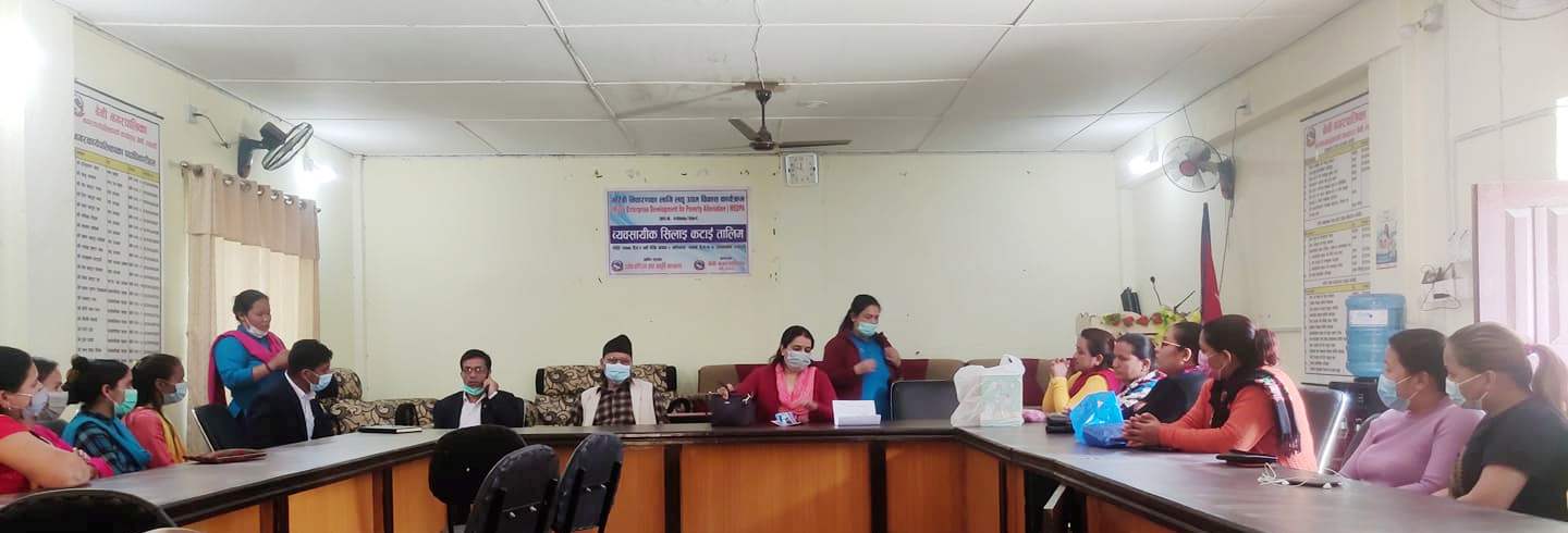 बेनीमा तीन महिने सिलाई कटाई तालिम सुरु