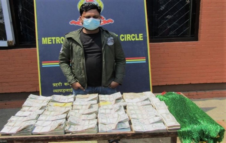 ४३ लाख र ९ वटा छड्के तिलहरीसहित एक पक्राउ