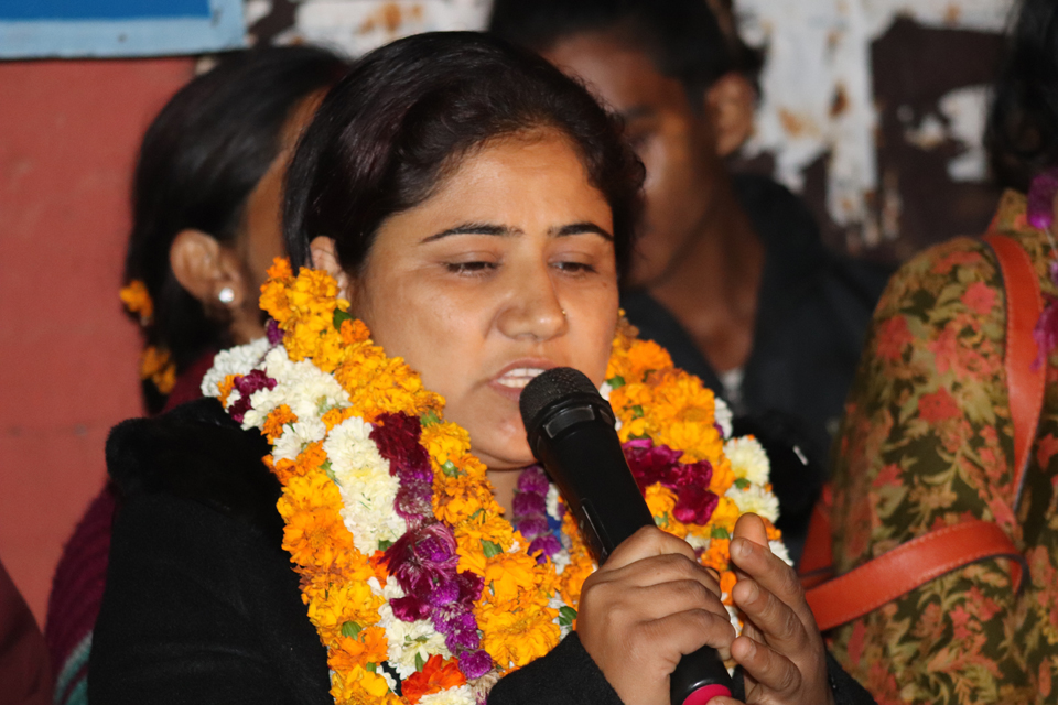 विमला वली माओवादीमा प्रवेश , शंकर पोखरेलको बहुमत गुम्यो