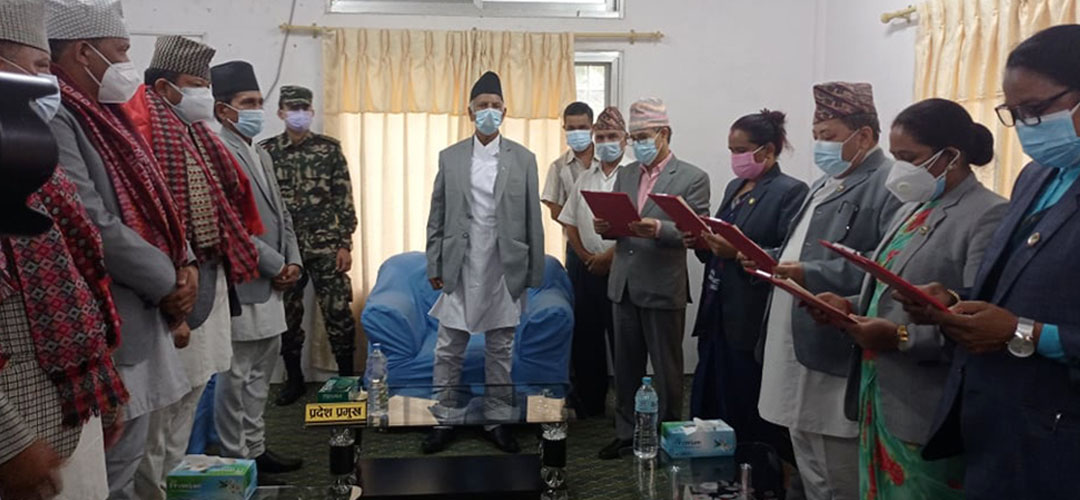 सुदूरपश्चिममा एमालेका ६ मन्त्रीसहित ७ जनालाई कारबाही गर्न सिफारिस