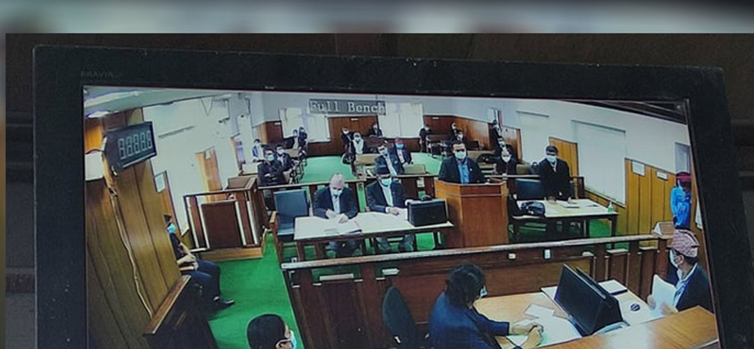 इजलासमै उठ्यो वकिलहरुमाथि कारवाहीको माग