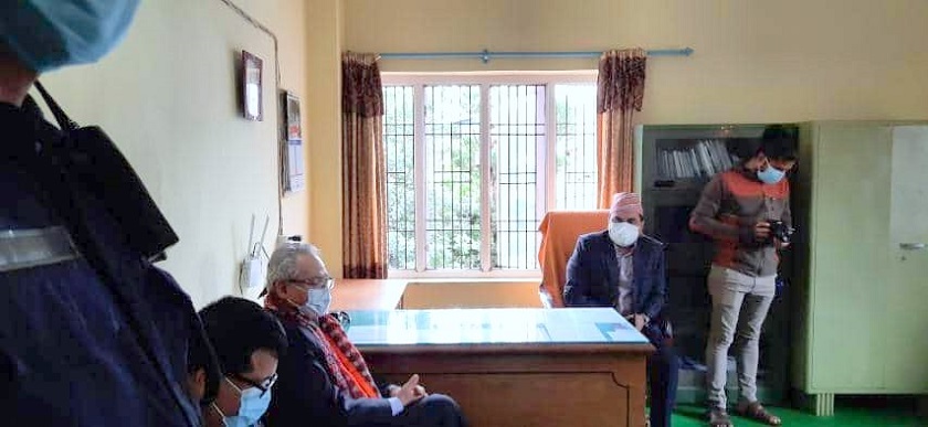 हेटौंडा पुगेर बादलले गराए उम्मेदवारी दर्ता