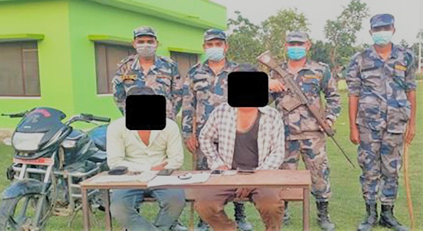कञ्चनपुरमा लागुऔषधसहित दुईजना पक्राउ