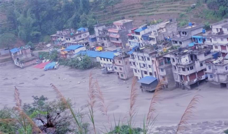 मेलम्ची खानेपानी आयोजनामा कार्यरत ३७ कर्मचारीसहित ४२ जनाको उद्धार