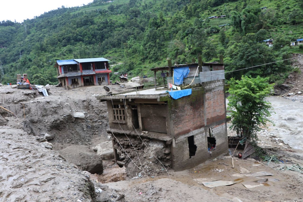 बाढीले चामेका चार घरपरिवार पूर्णरूपमा विस्थापित