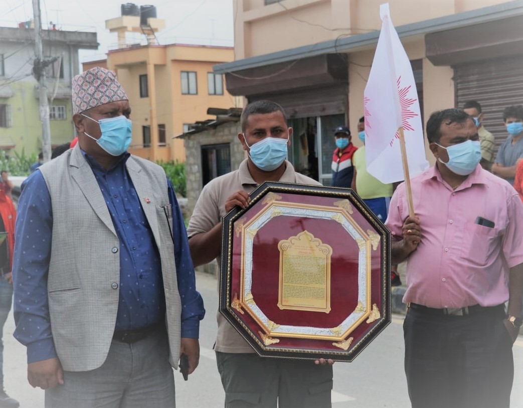 बालकोटमा ओलीलाई भव्य स्वागत