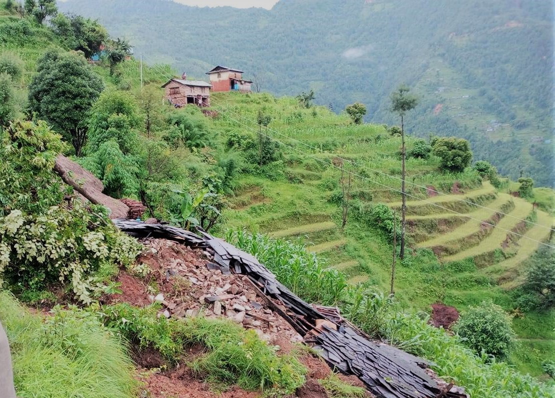 बागलुङमा बाढीले बगाउँदा एक युवा बेपत्ता