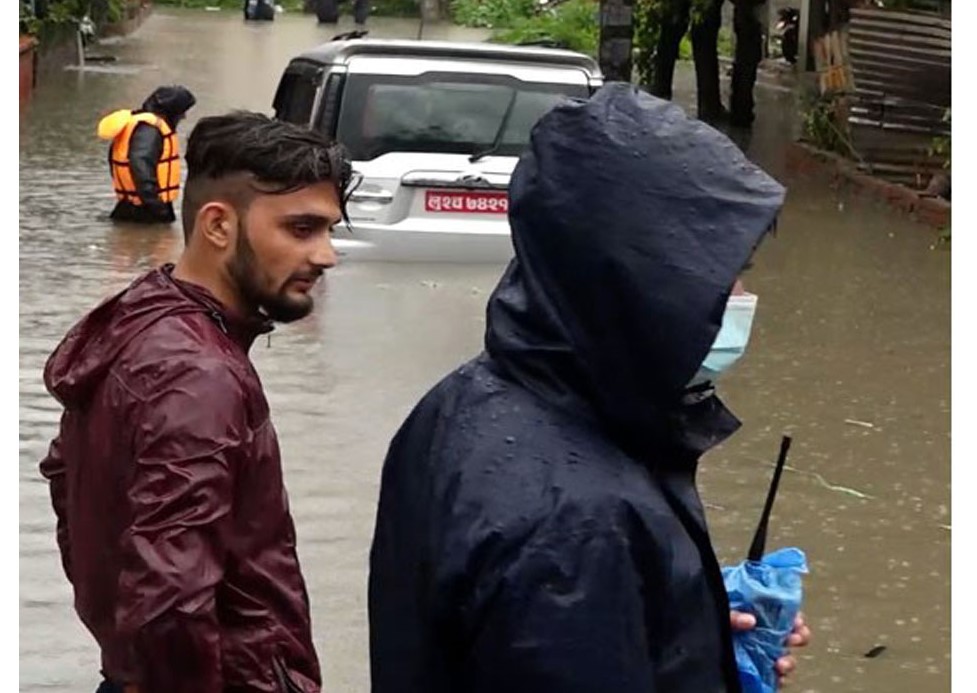 दोदामा बाढी : तीन दर्जन घर डुबानमा