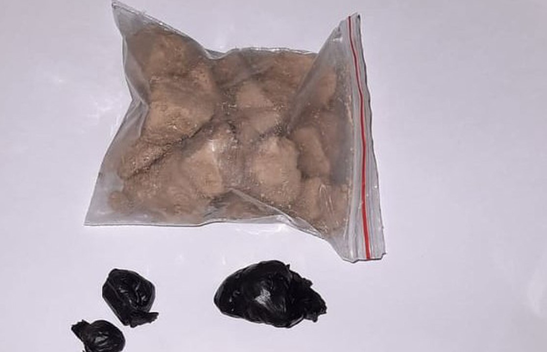 लागुऔषध ब्राउनसुगरसहित ५ जना पक्राउ