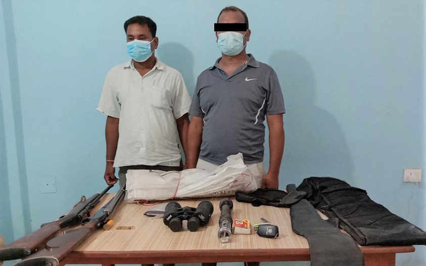 कैलालीमा हातहतियारसहित दुईजना पक्राउ