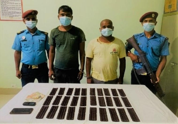 लागु औषध सहित दुईजना पक्राउ