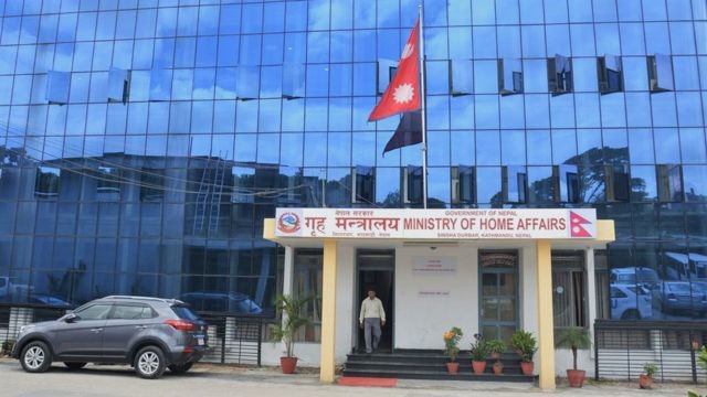 बाढी–पहिरोको क्षतिबारे छलफल गर्न गृहमन्त्री र सुरक्षा प्रमुखहरुको बैठक बस्दै