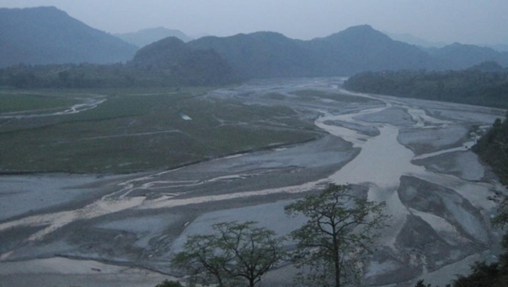 नदी कटानले ६६३ घरधुरी जोखिममा
