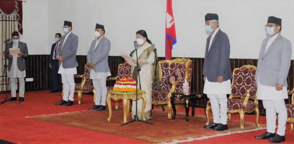 प्रदेश प्रमुख मिश्रले लिए पद तथा गोपनीयताको शपथ