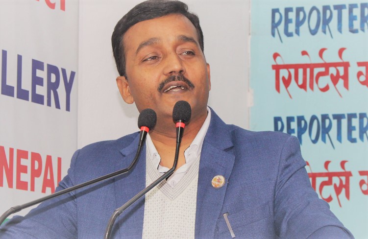 सांसद प्रदीप यादवद्धारा देउवालाई हेप्ने काम नगर्न एमालेलाई चेतावनी