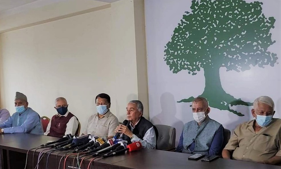 कांग्रेसको क्रियाशील किचलोः पौडेल पक्ष सानेपामा जुट्दै