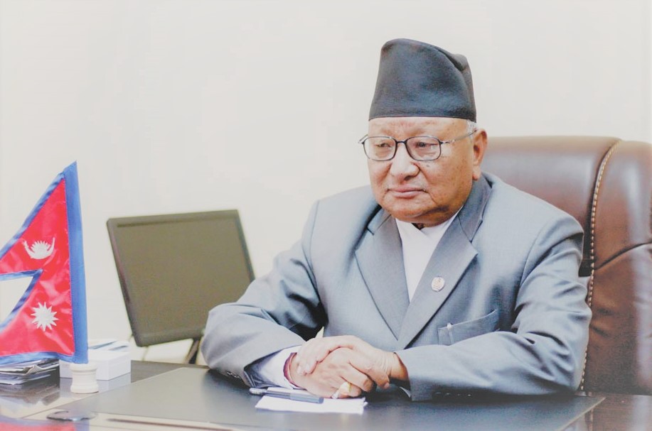 कांग्रेस सभापति पदमा लड्ने श्रेष्ठको घोषणा