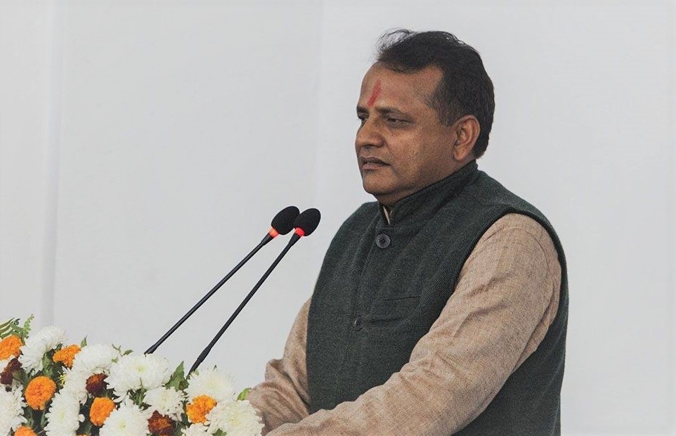 कर्मचारीको सहयोगविना अनियमितता हुनै सक्दैन : मुख्यमन्त्री राउत