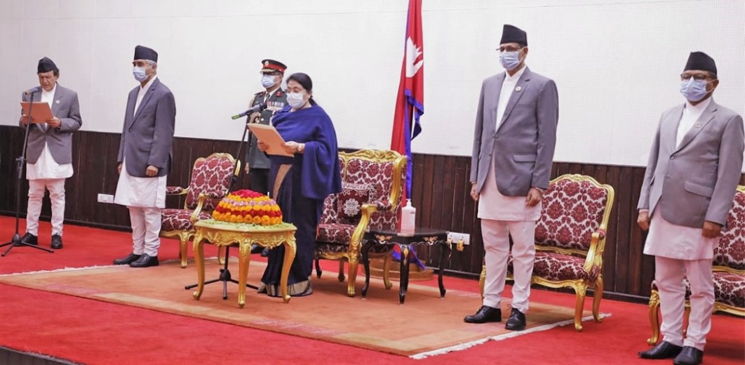 नवनियुक्त परराष्ट्रमन्त्री खड्काले लिए शपथ