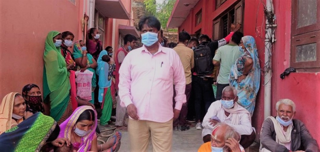नागरिकता लिन आधा महिना पालो कुर्नुपर्ने बाध्यता